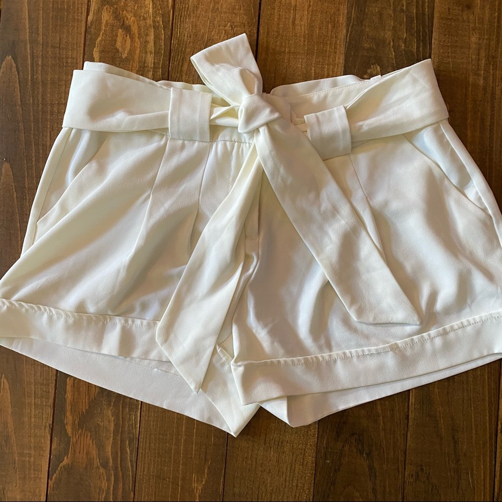 XOXO Dress Shorts